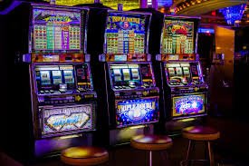 iv66 မိုဘိုင်းအက်ပ် မြန်မာဖုန်းပေါ်တွင် Sportsbook နှင့် Casino ပြသချက်